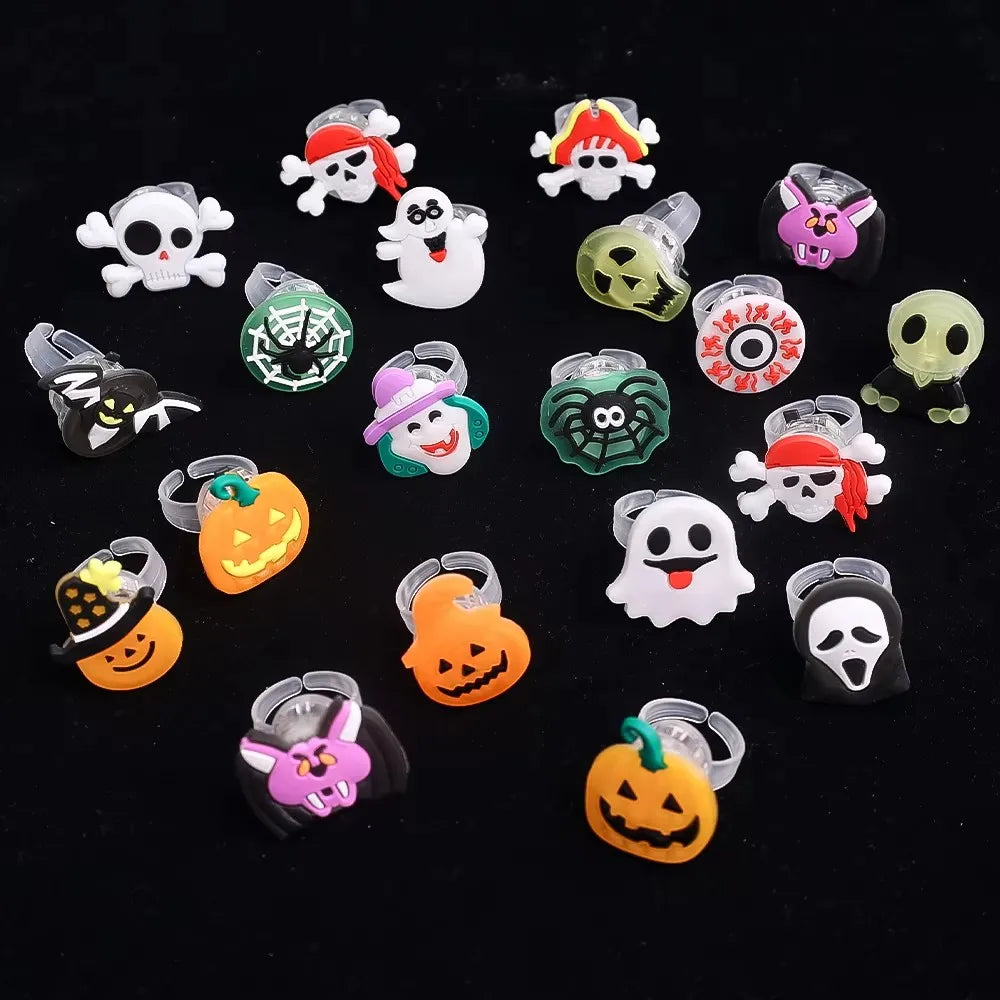 20/50Pc Halloween LED Light up Rings Toys Horror Pumpkin Ghost Spider Glow Finger Rings for Kids Trick Party Supplies Party Gift